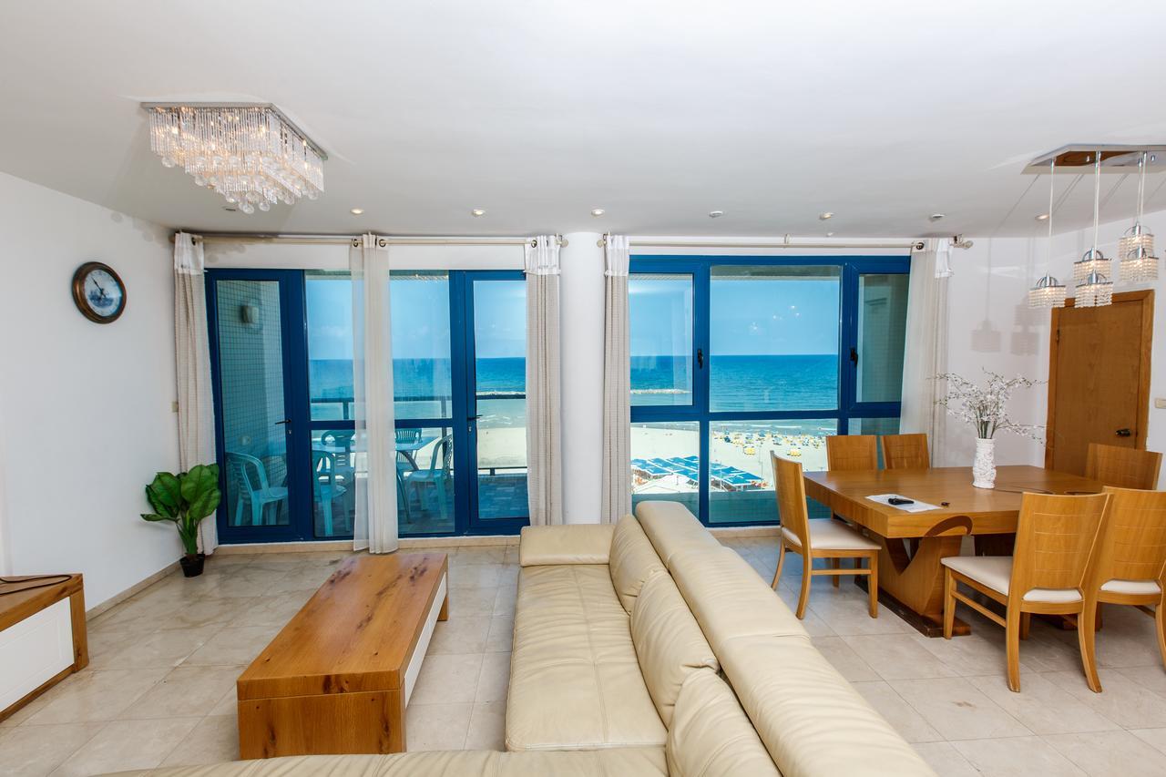 Ocean Front Apartments First Line To The Beach Tel Aviv Luaran gambar