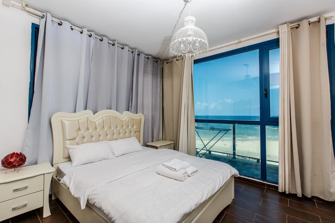 Ocean Front Apartments First Line To The Beach Tel Aviv Luaran gambar