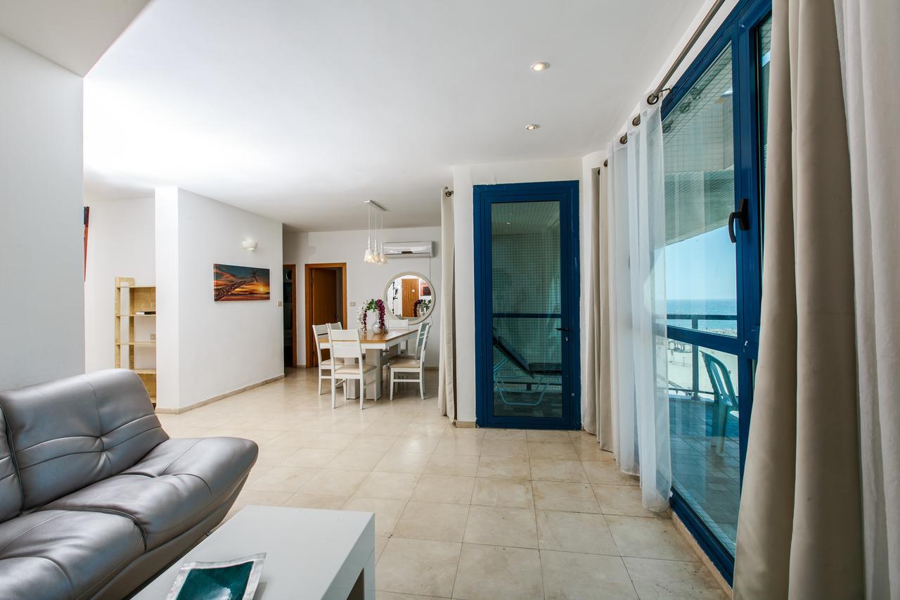 Ocean Front Apartments First Line To The Beach Tel Aviv Luaran gambar