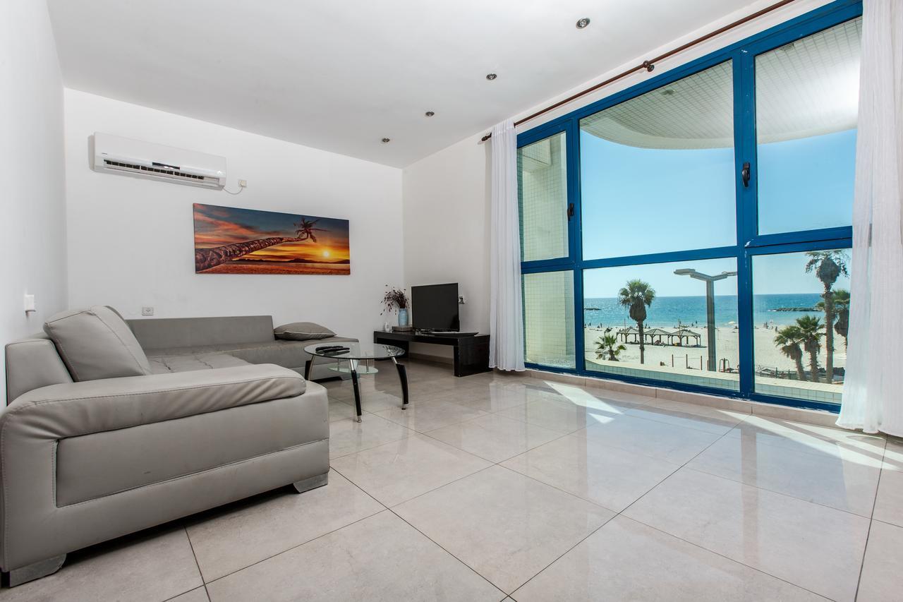 Ocean Front Apartments First Line To The Beach Tel Aviv Luaran gambar