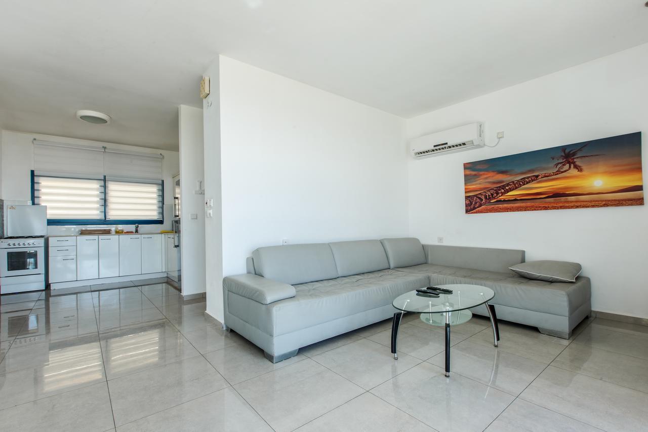 Ocean Front Apartments First Line To The Beach Tel Aviv Luaran gambar