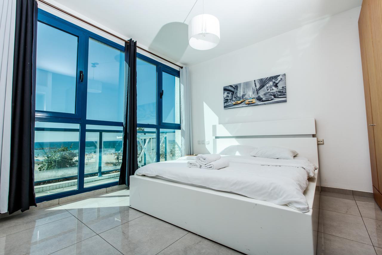 Ocean Front Apartments First Line To The Beach Tel Aviv Luaran gambar