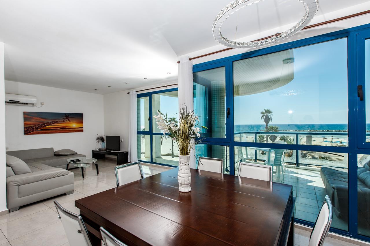 Ocean Front Apartments First Line To The Beach Tel Aviv Luaran gambar
