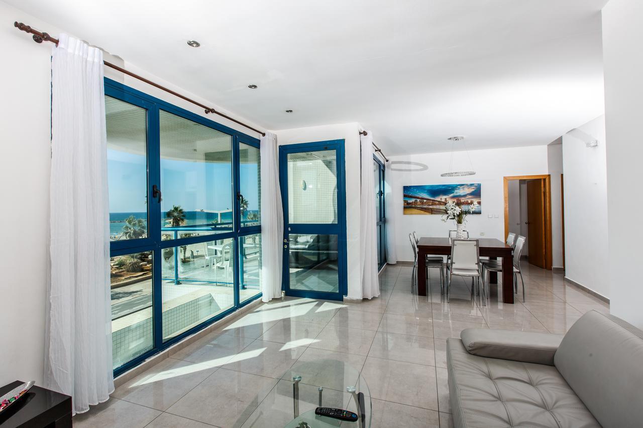 Ocean Front Apartments First Line To The Beach Tel Aviv Luaran gambar