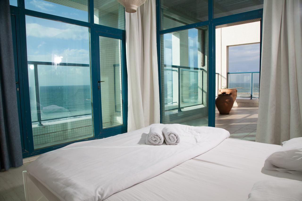 Ocean Front Apartments First Line To The Beach Tel Aviv Luaran gambar