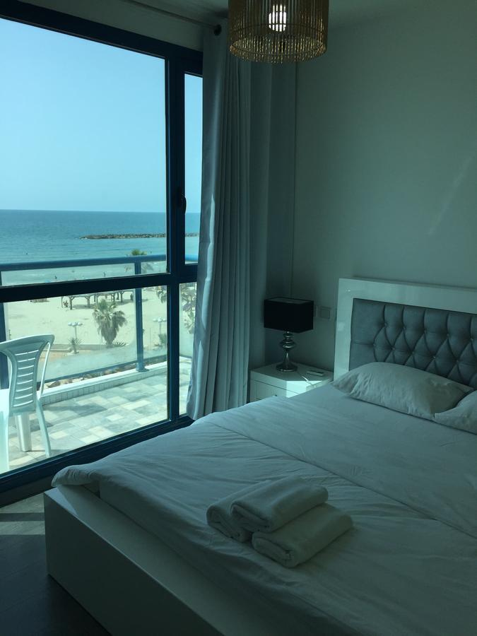 Ocean Front Apartments First Line To The Beach Tel Aviv Luaran gambar